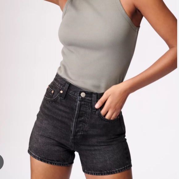 Denim Forum Joni Loose Short - Picture 2 of 5